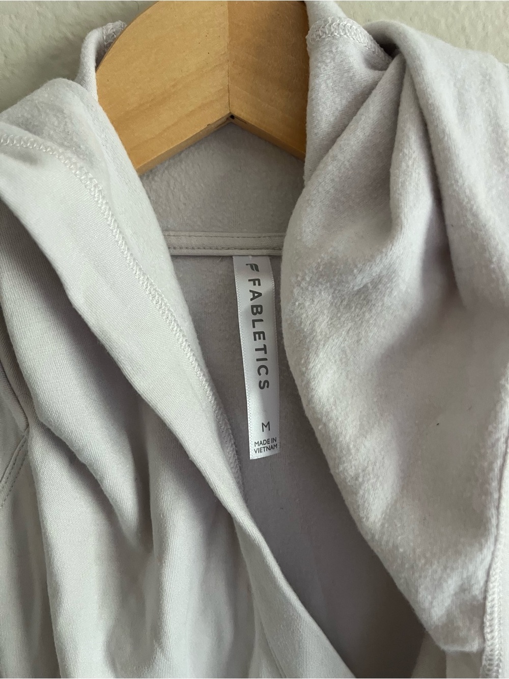 VGUC Fabletics Cardigan - Picture 6 of 6